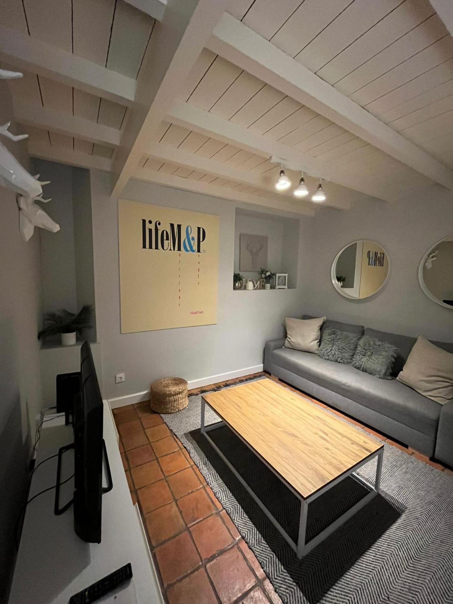 Life M&P Apartment Seville Ngoại thất bức ảnh