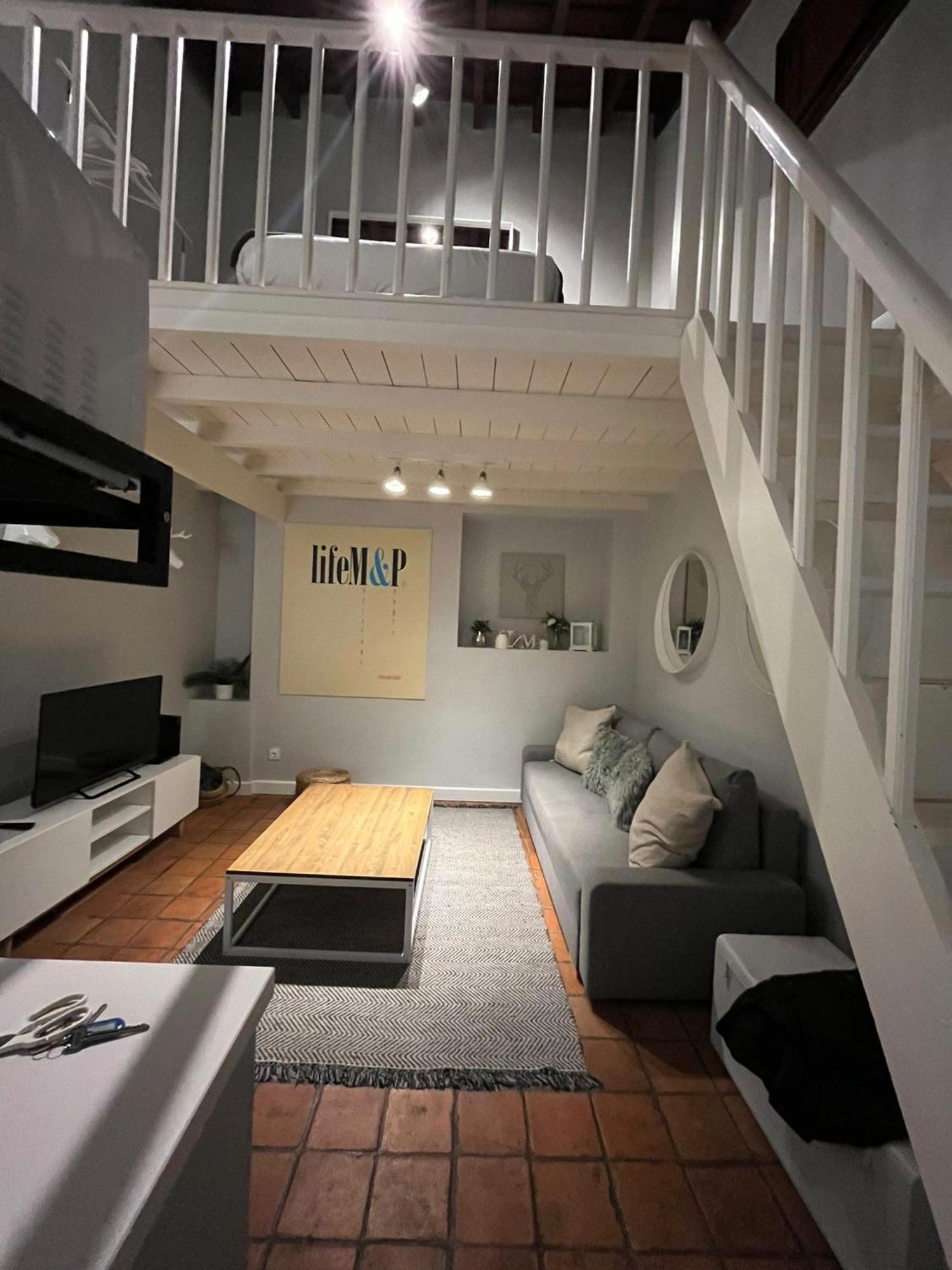Life M&P Apartment Seville Ngoại thất bức ảnh
